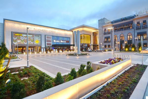 Cherry Creek Shopping Center: Luxury Shopping and Dining